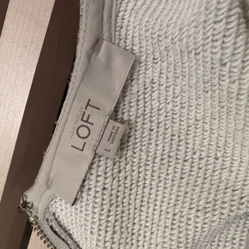 Ann Taylor Loft Vegan Leather Top, size L - Picture 4 of 4